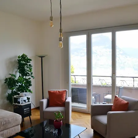 A Jump Into Lake Lugano Exterior photo